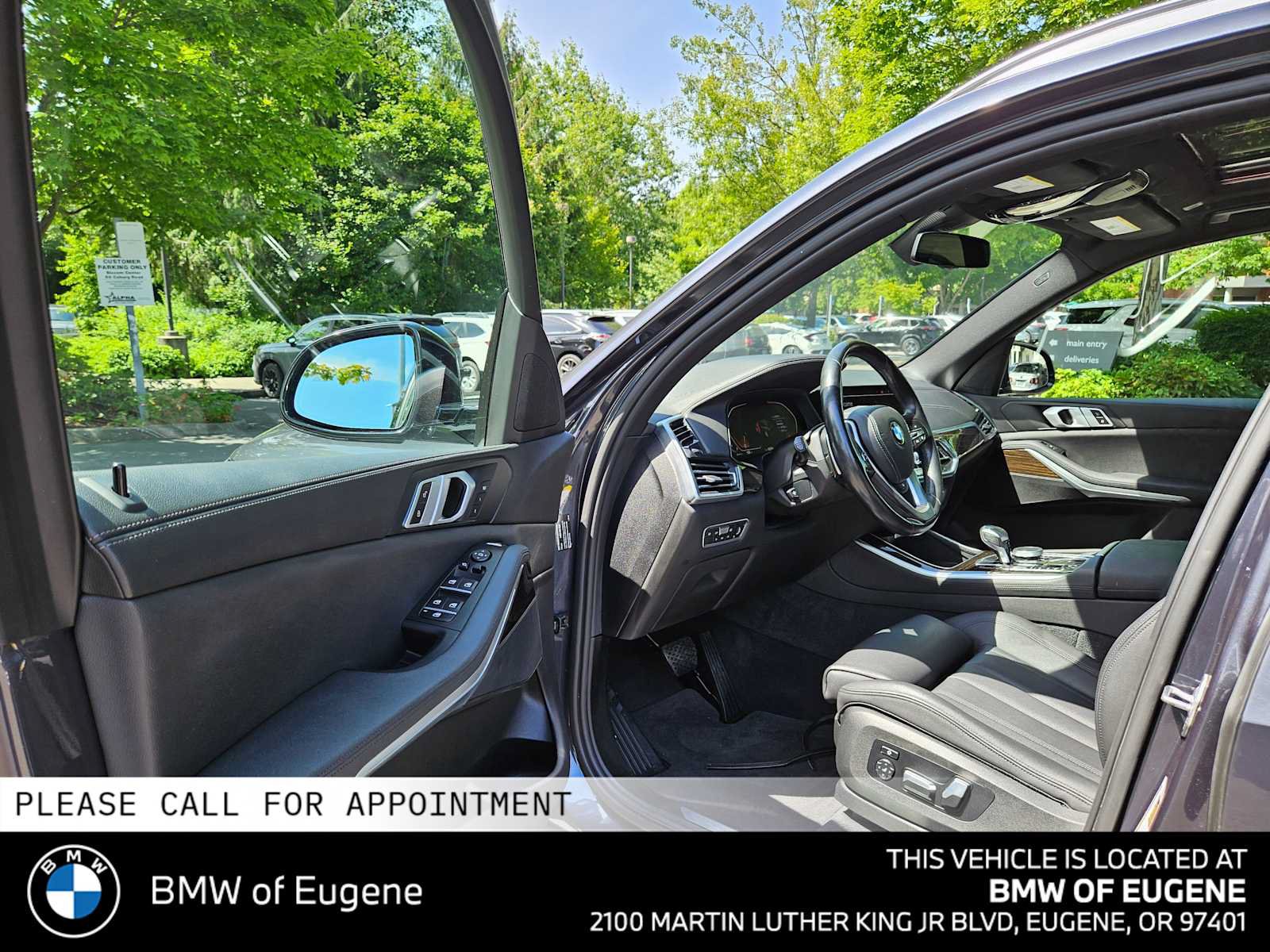 Used 2019 BMW X5 xDrive40i w/ Premium Package 2 AWD/4WD image 23