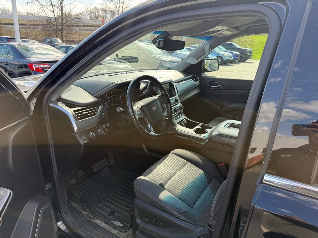 Used 2017 Chevrolet Tahoe LS w/ All-Season Package AWD/4WD image 8