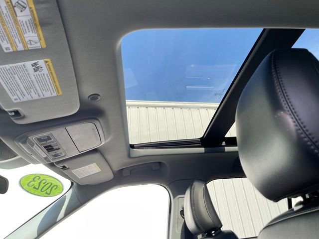 Used 2023 Ford Explorer XLT w/ Equipment Group 202A image 21