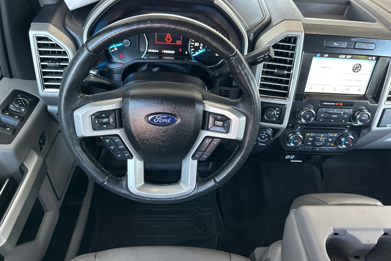 Used 2016 Ford F150 Lariat w/ Max Trailer Tow Package AWD/4WD image 14
