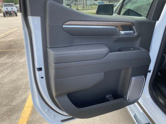 New 2026 Chevrolet Silverado 1500 High Country AWD/4WD image 13