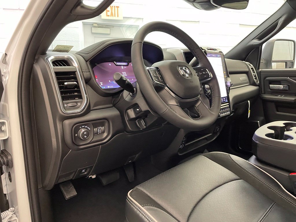 New 2027 RAM 2500 Laramie w/ Night Edition AWD/4WD image 20