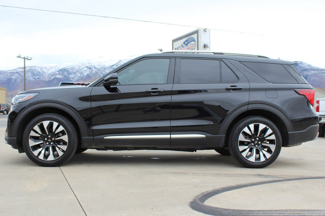 Used 2025 Ford Explorer Platinum w/ LUX Leather Package image 42