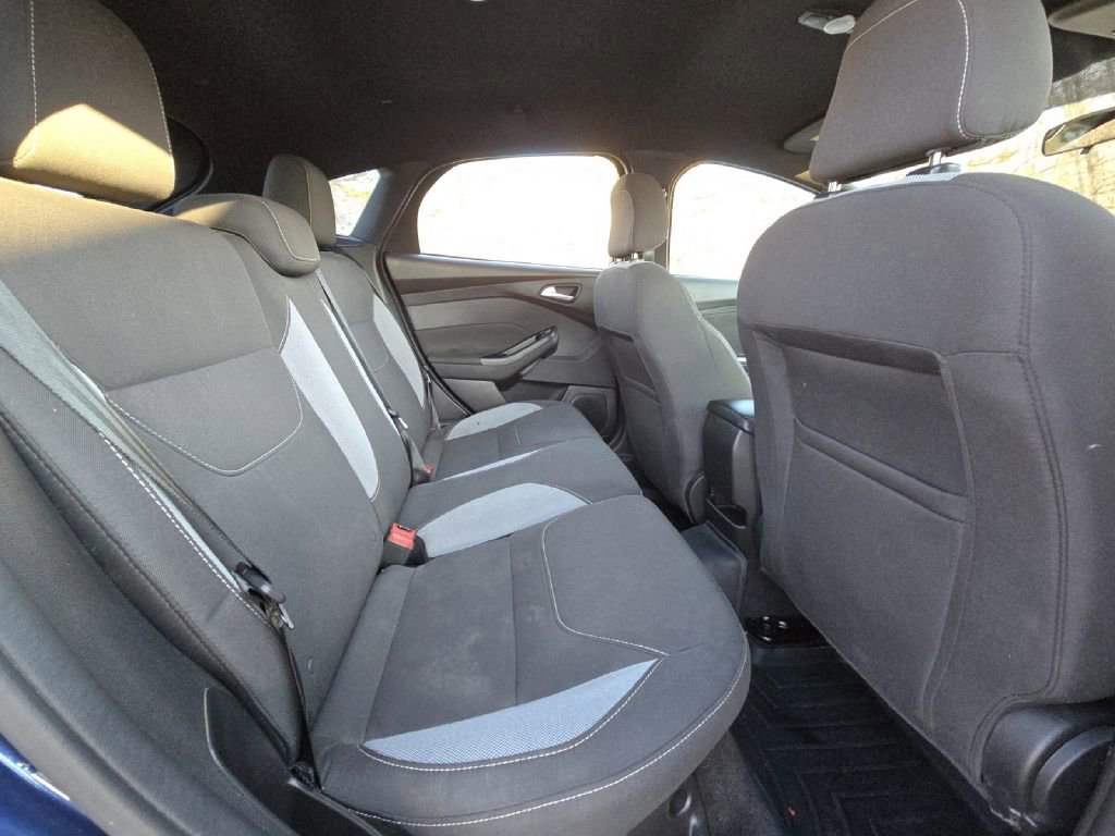 Used 2017 Ford Focus ST image 15