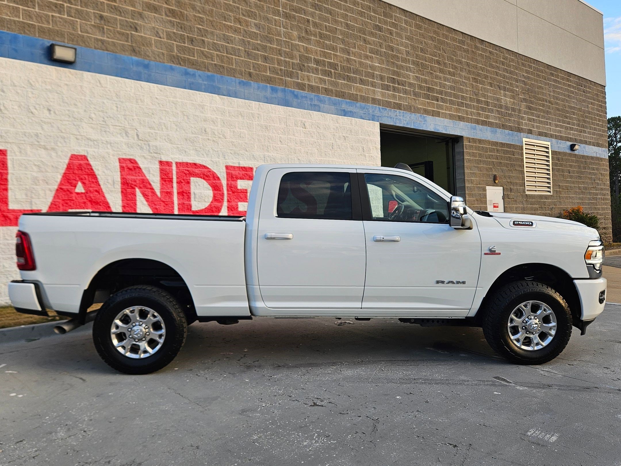 Used 2024 RAM 2500 Laramie image 8