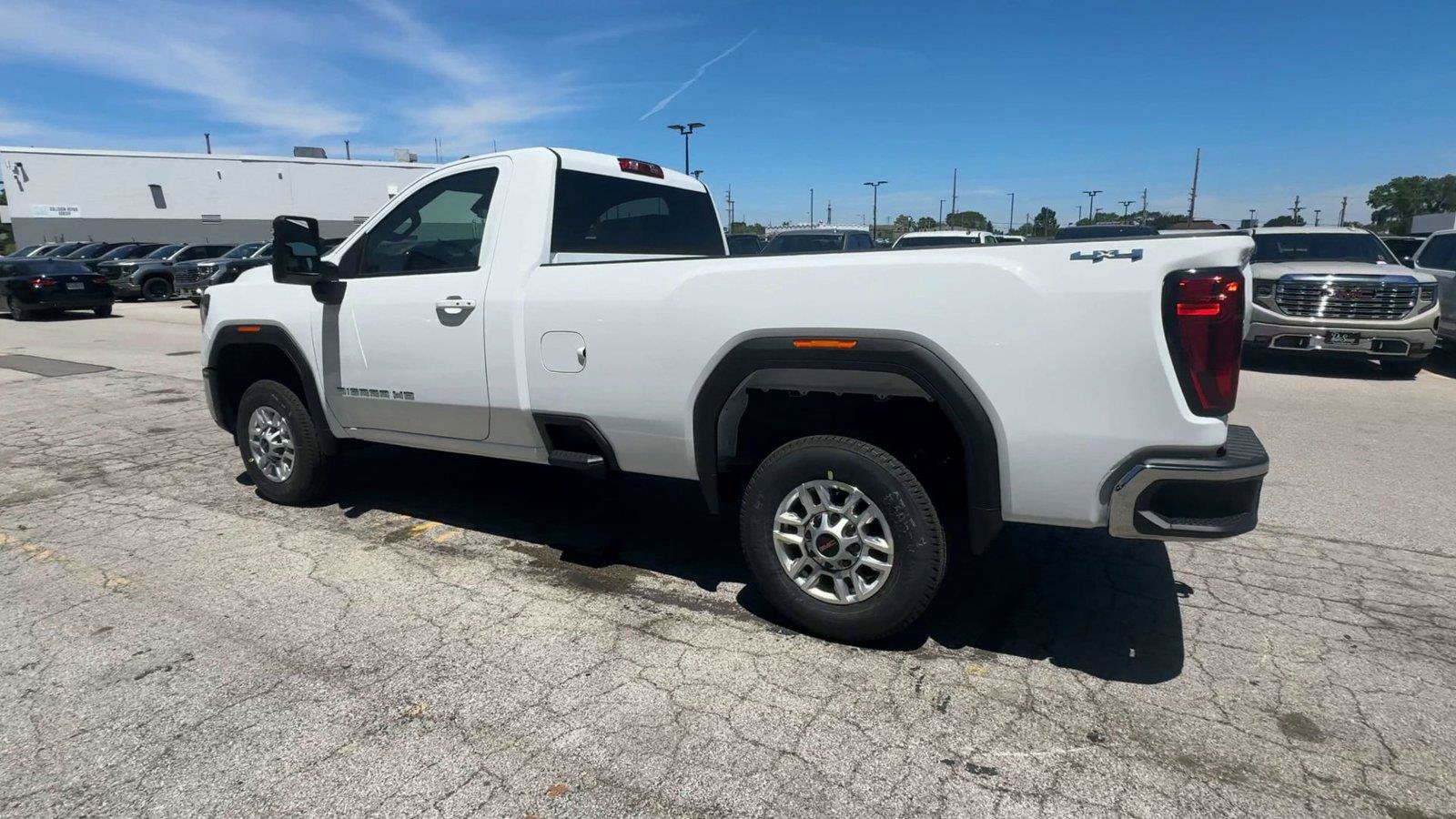 New 2026 GMC Sierra 2500 SLE AWD/4WD image 6