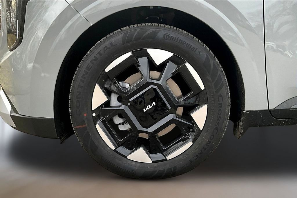 New 2026 Kia Carnival EX FWD image 11