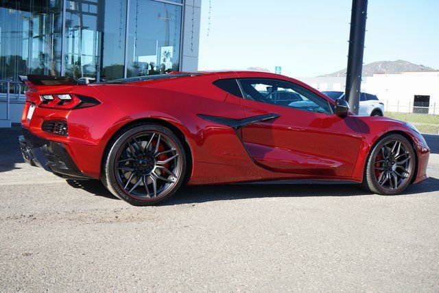 New 2025 Chevrolet Corvette Z06 image 11