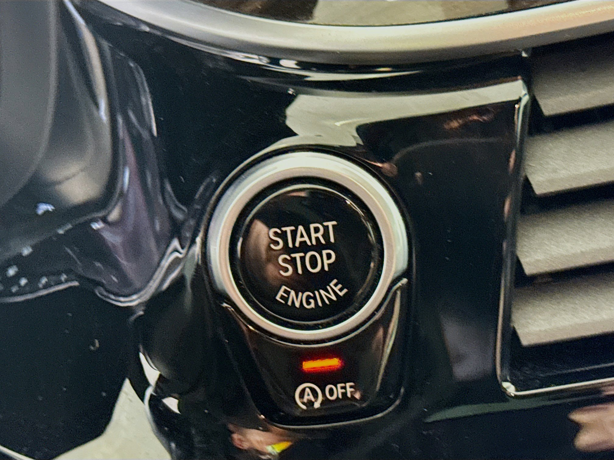 Used 2019 BMW 530i w/ Convenience Package image 21