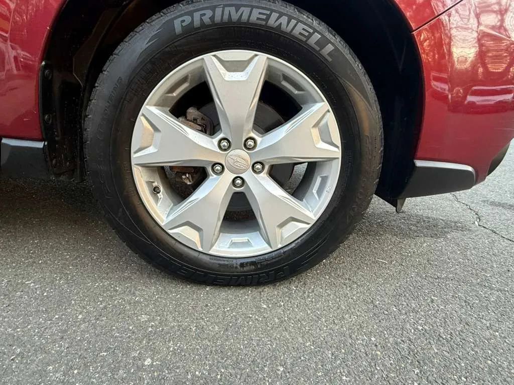 Used 2015 Subaru Forester 2.5i Premium AWD/4WD image 23