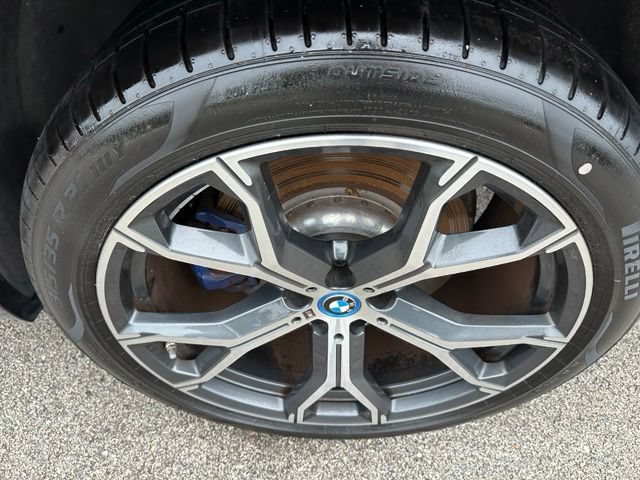 Used 2022 BMW X5 xDrive45e w/ M Sport Package AWD/4WD image 8