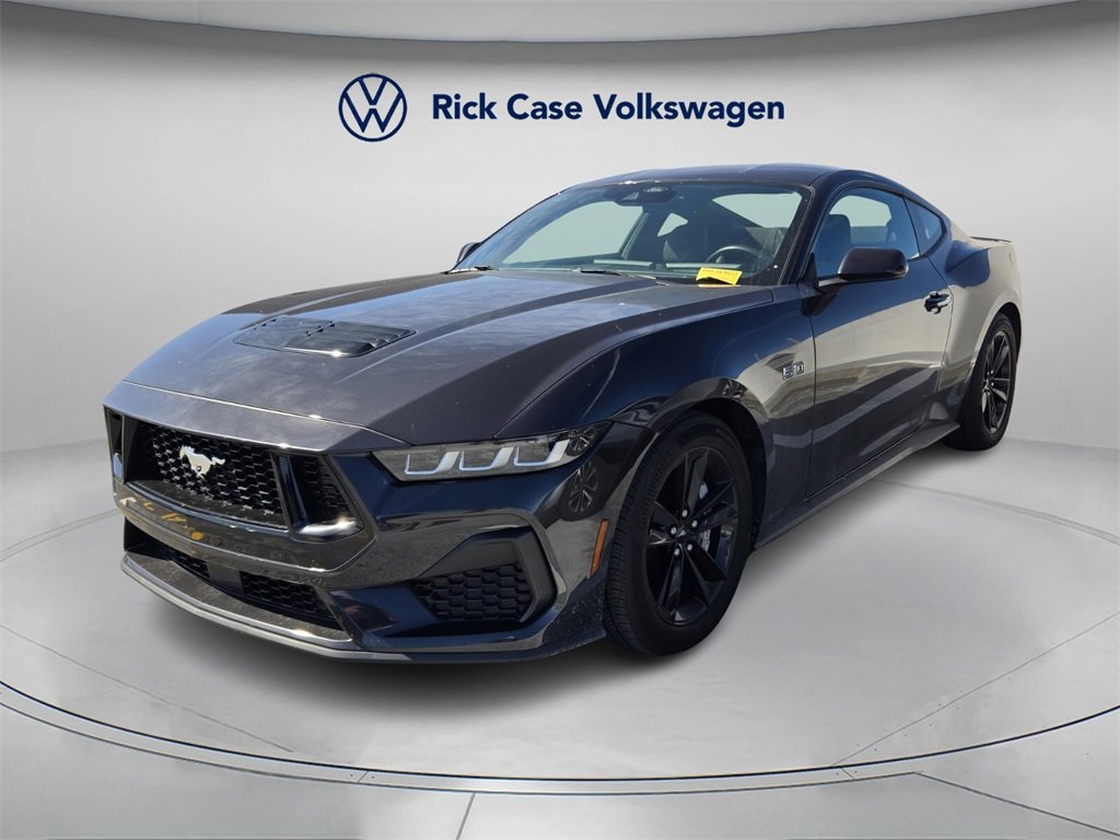 Used 2024 Ford Mustang GT image 4