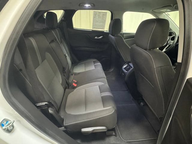Used 2025 Chevrolet Blazer LT AWD/4WD image 32