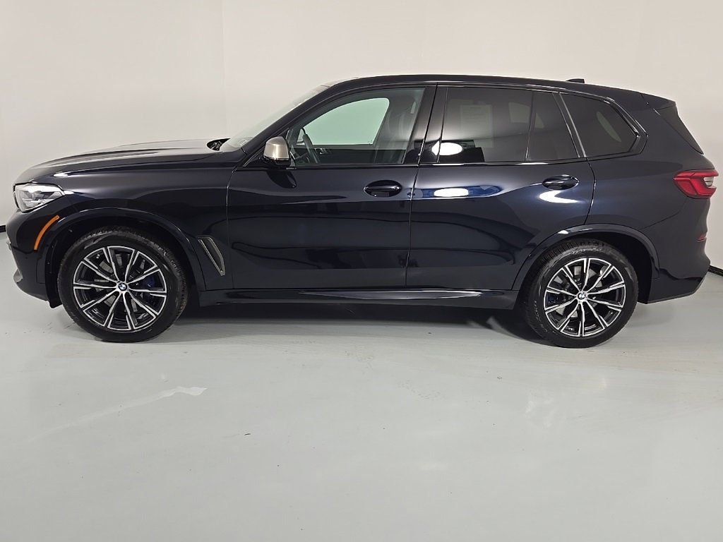 Used 2020 BMW X5 M50i w/ Premium Package image 4