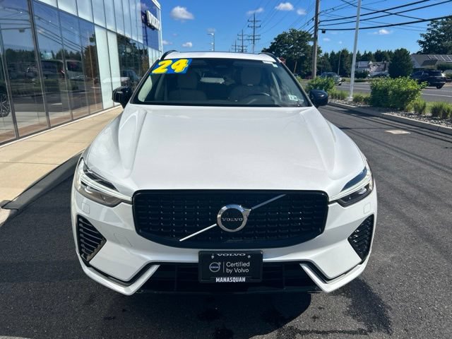 Certified 2024 Volvo XC60 T8 Core w/ Climate Package AWD/4WD image 7