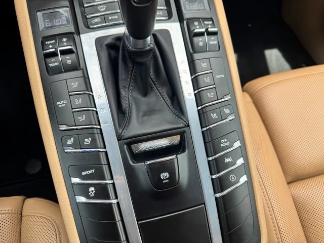 Used 2017 Porsche Macan S AWD/4WD image 41