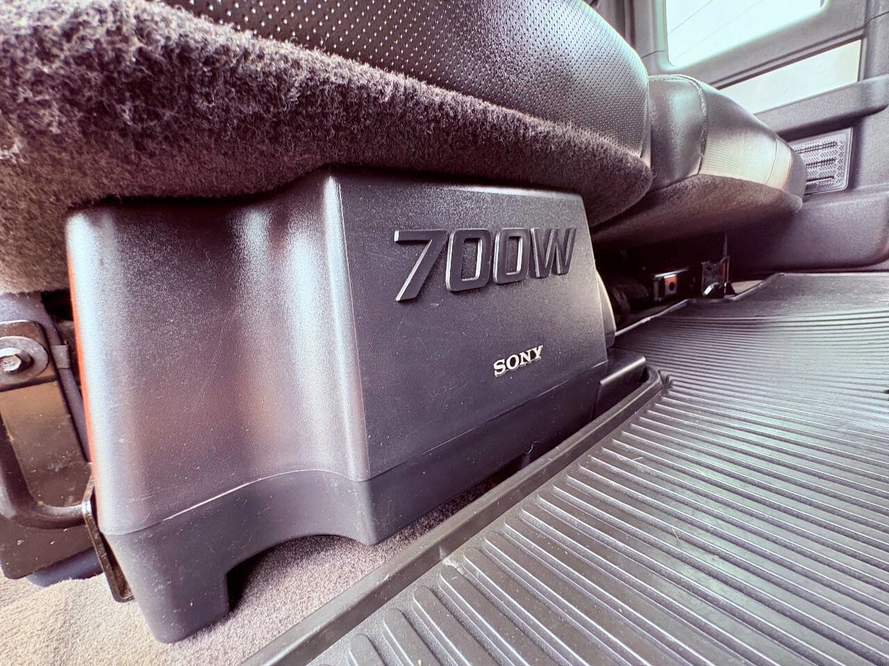 Used 2010 Ford F150 Raptor image 39