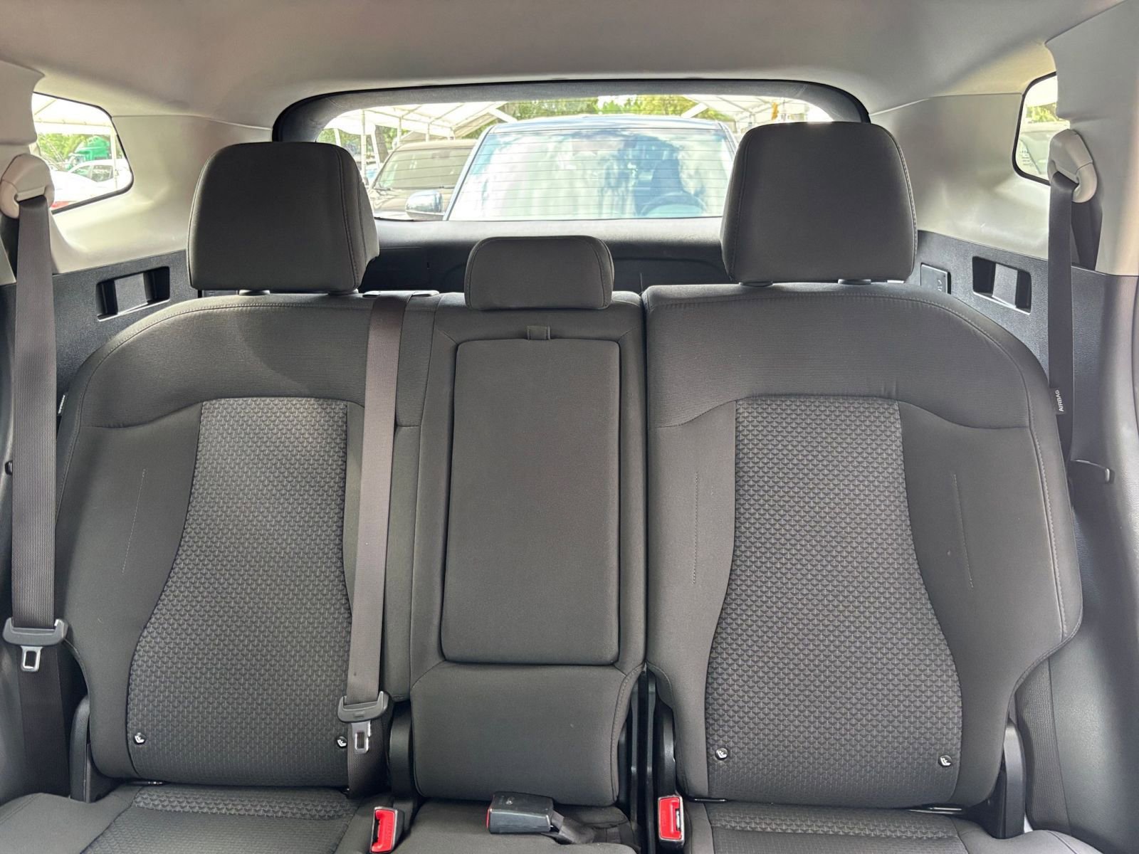 Used 2025 Kia Sportage LX FWD image 36
