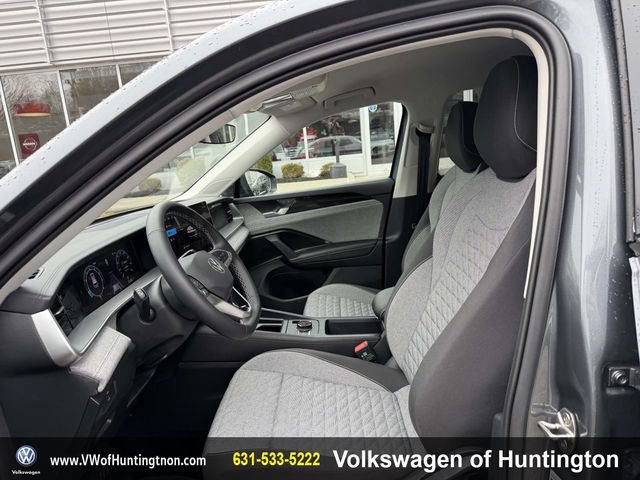 Certified 2025 Volkswagen Tiguan S image 14