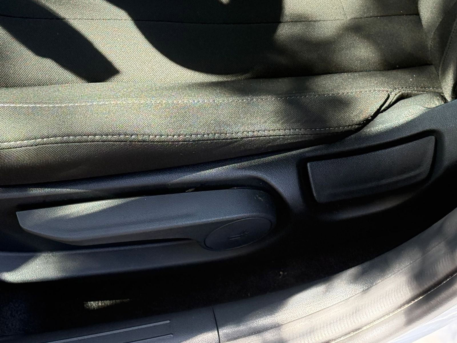 Used 2025 Hyundai Elantra SEL image 23