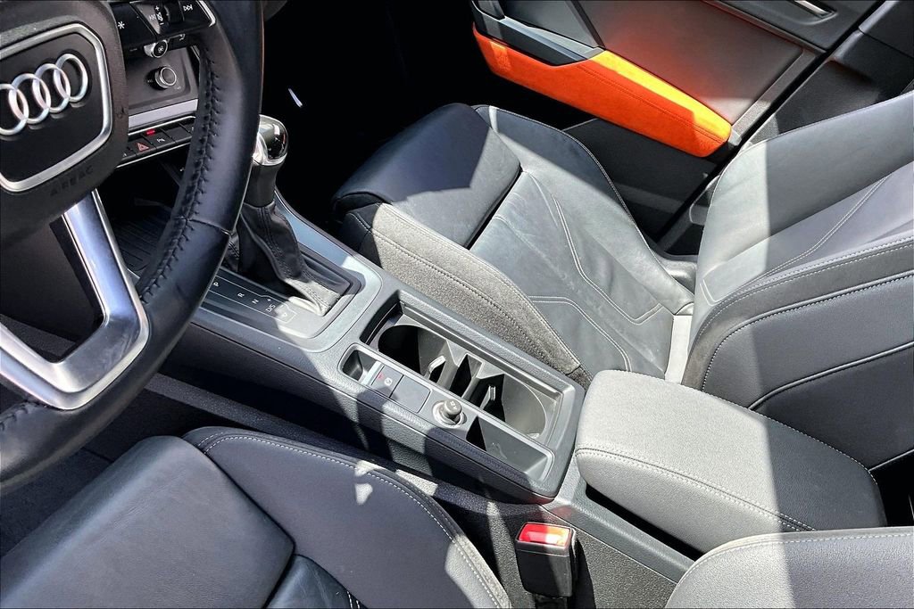 Used 2020 Audi Q3 2.0T Premium Plus w/ Premium Plus Package image 23