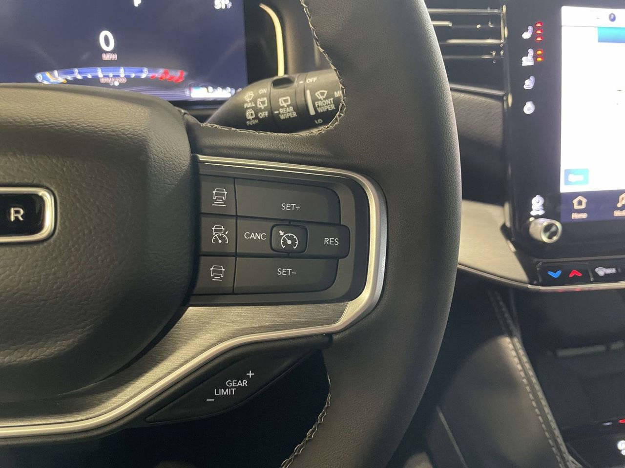 New 2025 Jeep Wagoneer Series II w/ Premium Group I image 16