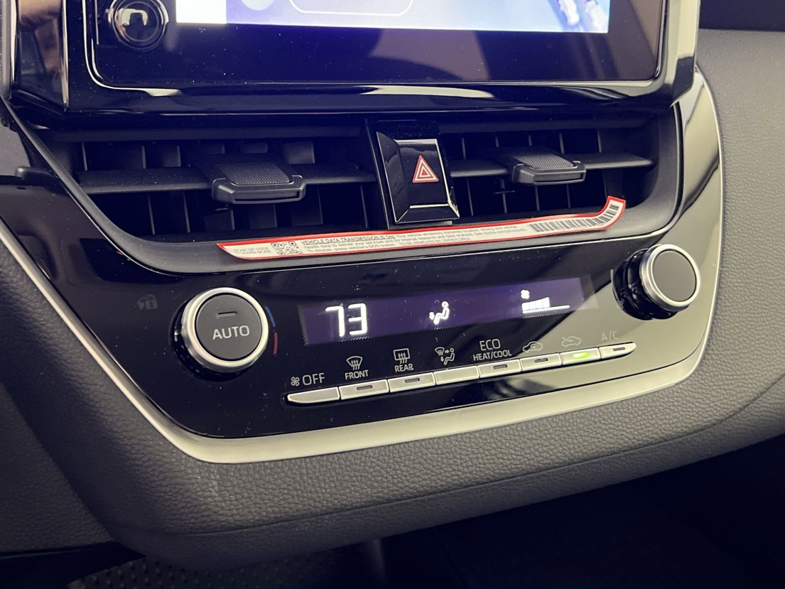 Used 2025 Toyota Corolla LE image 21