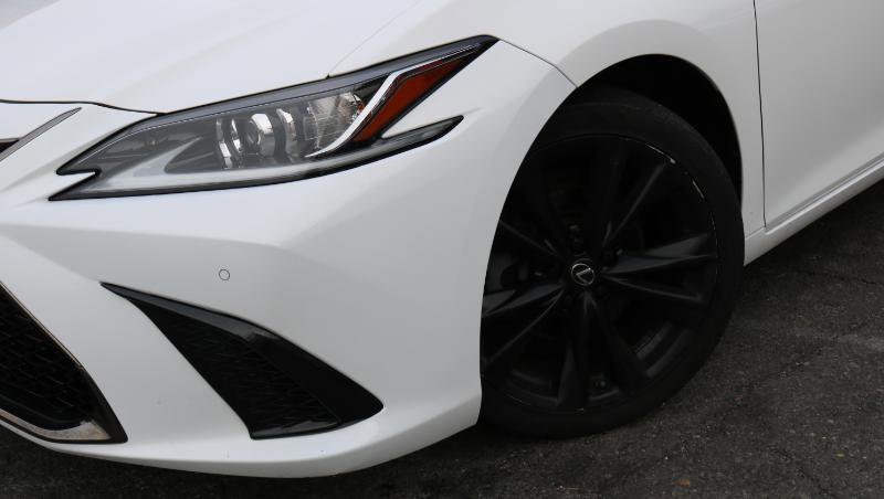 Used 2022 Lexus ES 350 F Sport w/ Accessory Package image 4