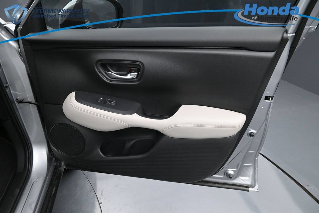 New 2026 Honda HR-V LX image 13