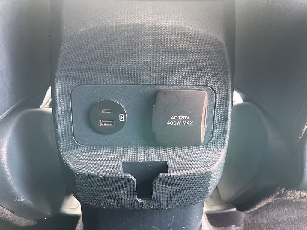 Used 2024 Ford Maverick Lariat FWD image 17