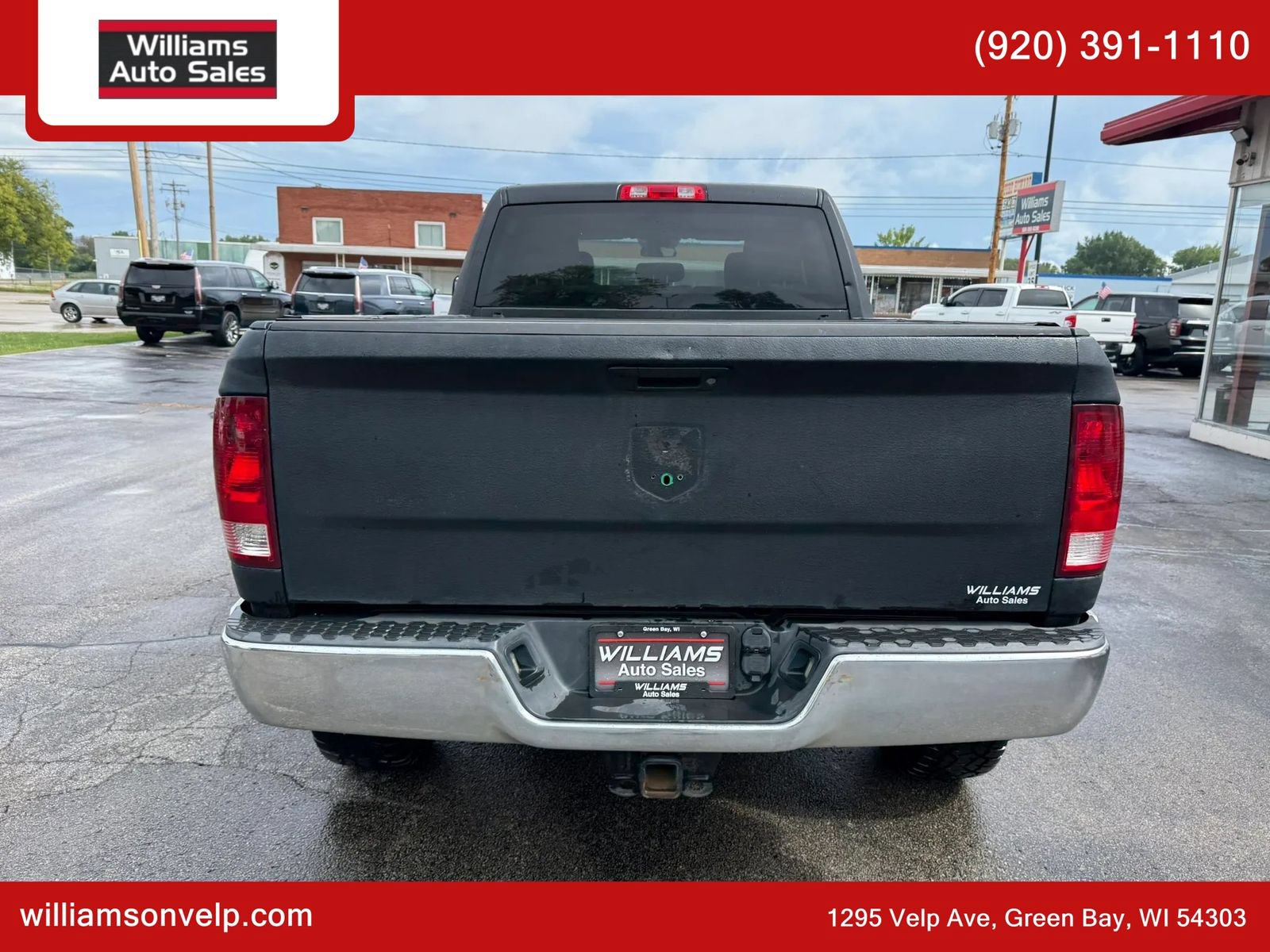 Used 2017 RAM 2500 Tradesman w/ Chrome Appearance Group AWD/4WD image 4