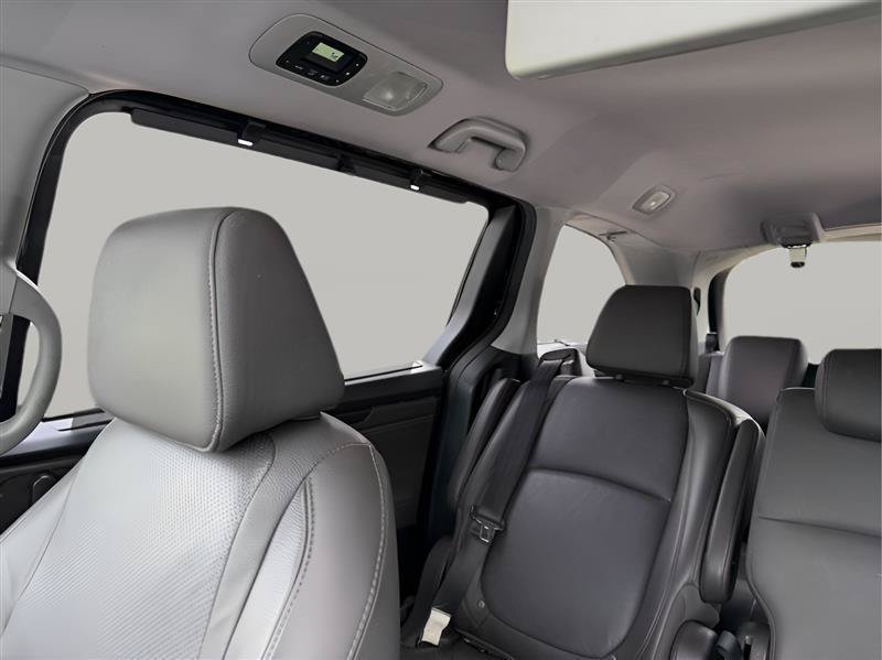 Used 2018 Honda Odyssey Elite image 62