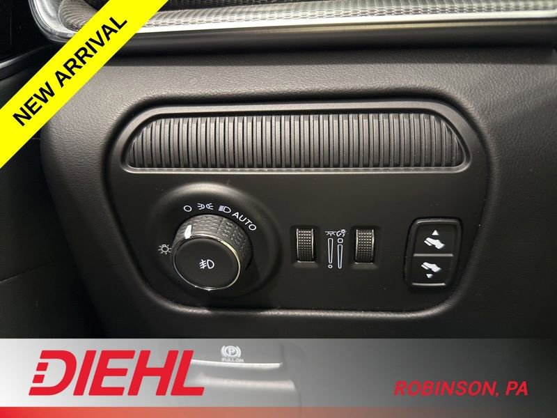 Certified 2024 Jeep Grand Wagoneer L Series II w/ Quick Order Packagew 28T AWD/4WD image 31