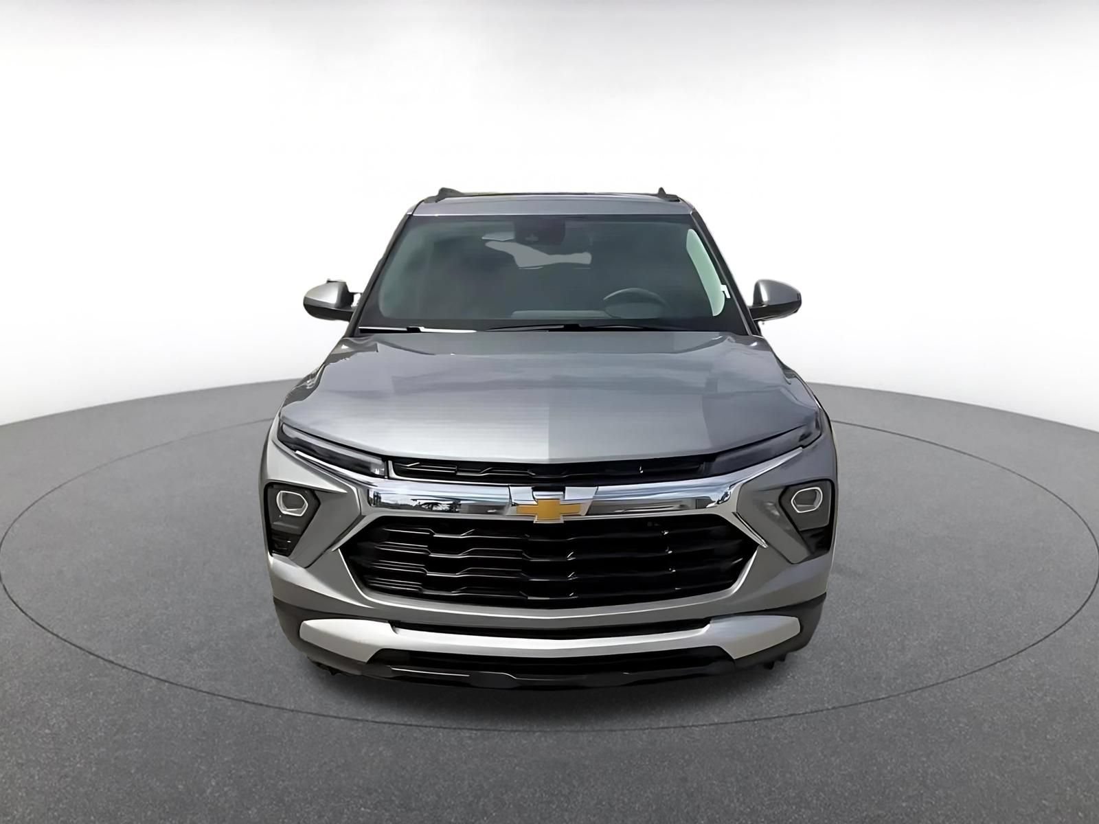 Used 2025 Chevrolet TrailBlazer LT FWD image 4