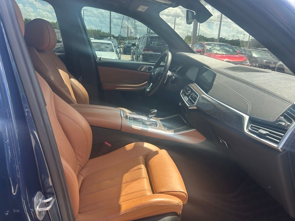 Used 2022 BMW X5 xDrive40i w/ Premium Package AWD/4WD image 35