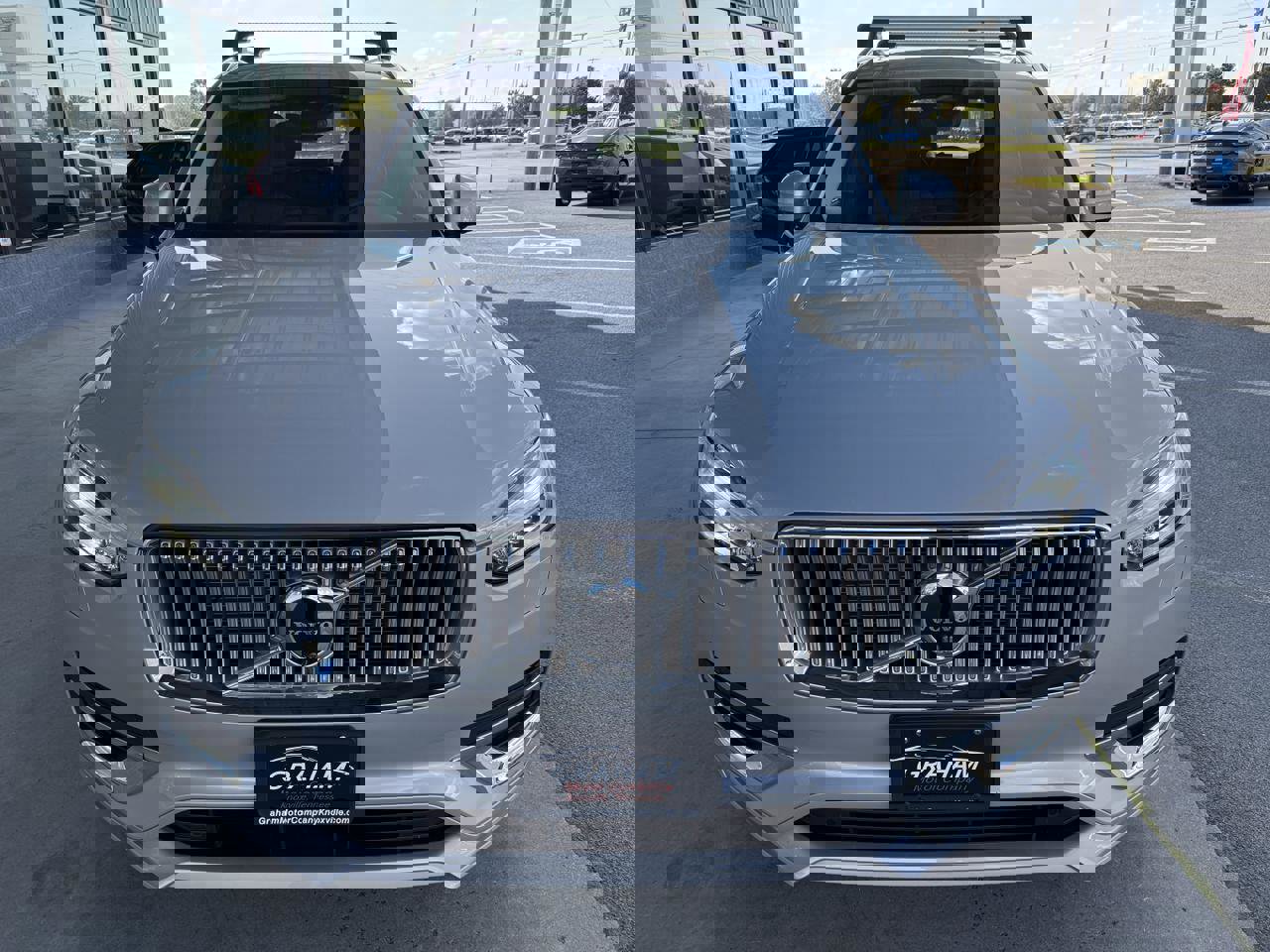 Used 2024 Volvo XC90 B6 Plus image 2