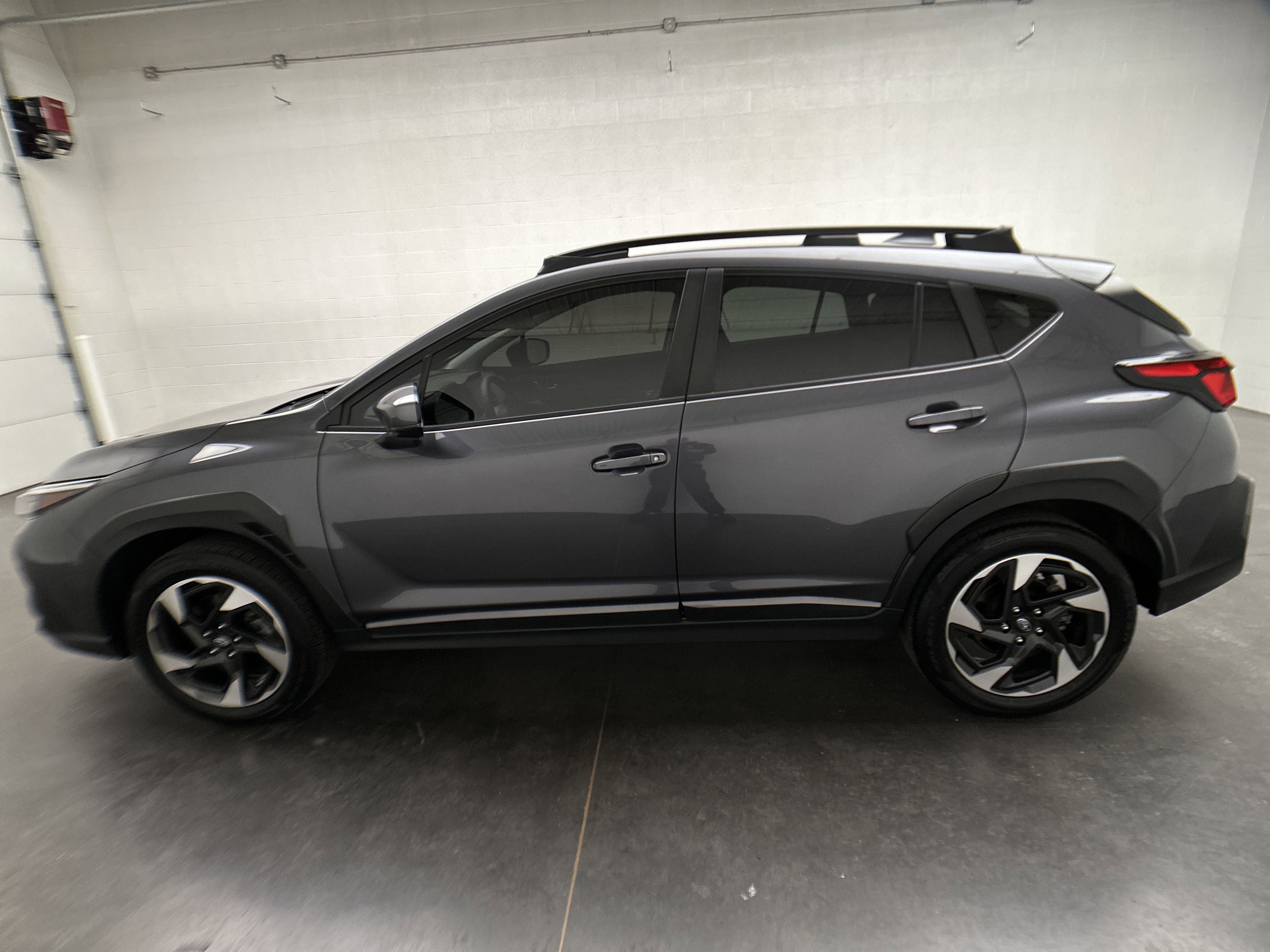 Used 2024 Subaru Crosstrek 2.5i Limited image 5