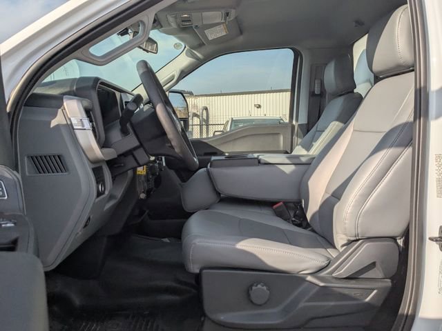 New 2026 Ford F550 4x4 Regular Cab Super Duty image 17
