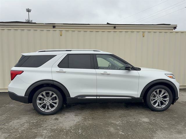 Used 2021 Ford Explorer Limited w/ Equipment Group 301A RWD image 2