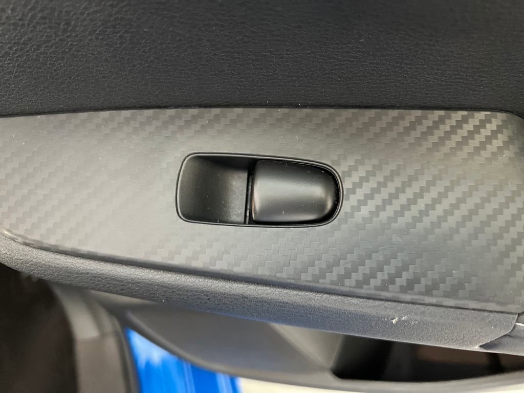 Used 2025 Nissan Sentra SV FWD image 18