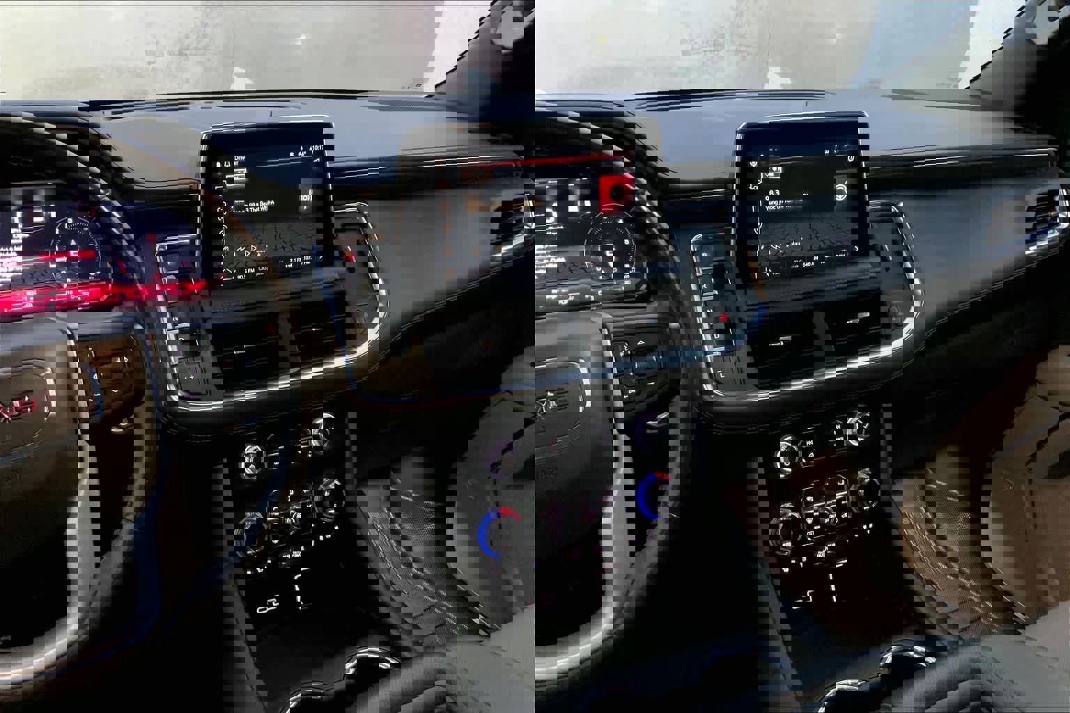 Used 2023 GMC Yukon SLT image 7