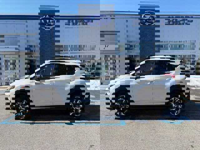Used 2024 Subaru Crosstrek 2.0i Premium image 2