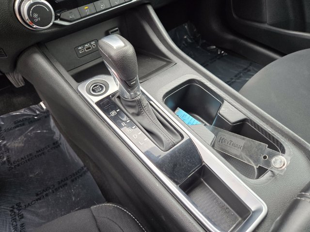 Used 2023 Nissan Sentra SV FWD image 14