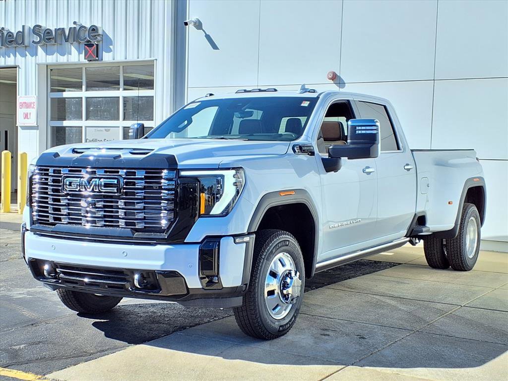 New 2026 GMC Sierra 3500 Denali Ultimate image 3