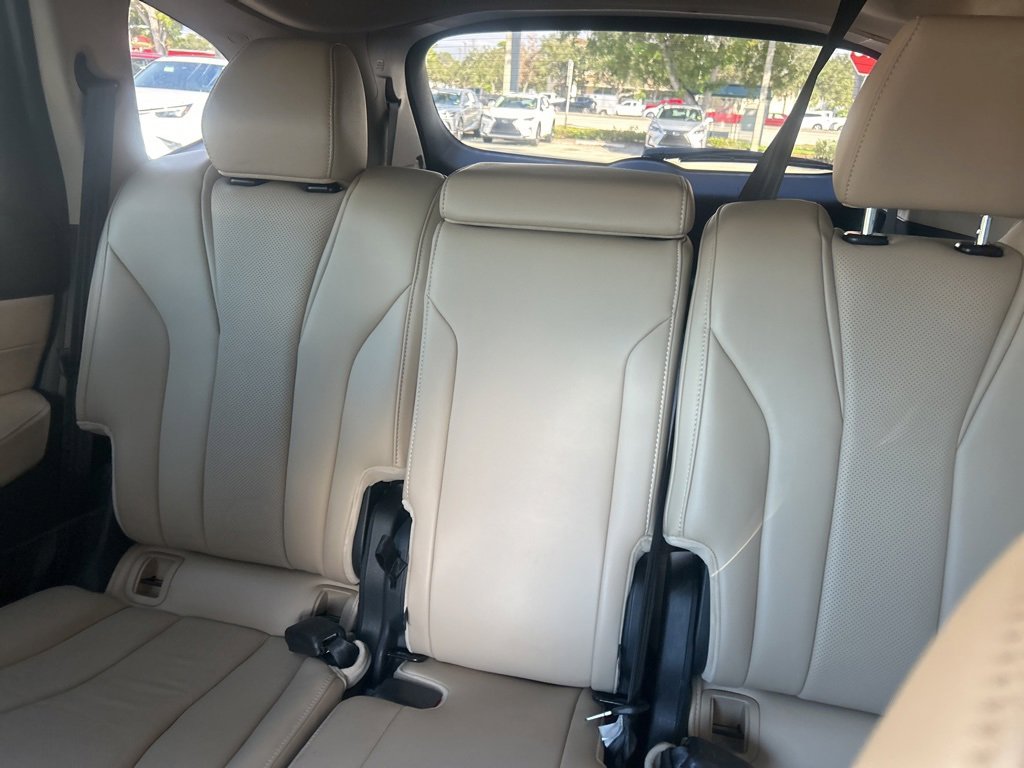 Used 2023 Acura MDX FWD w/ Technology Package image 16