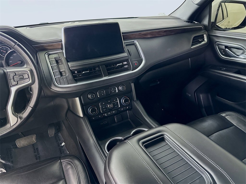 Used 2021 Chevrolet Suburban LT image 20