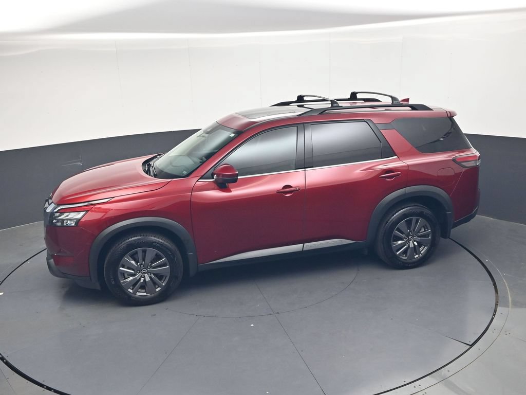 Used 2025 Nissan Pathfinder SV w/ SV Premium Package AWD/4WD image 26