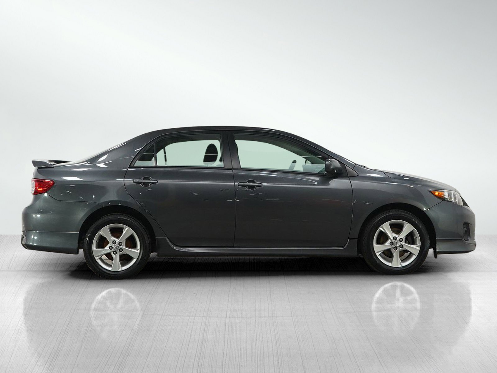 Used 2013 Toyota Corolla S Special Edition image 6