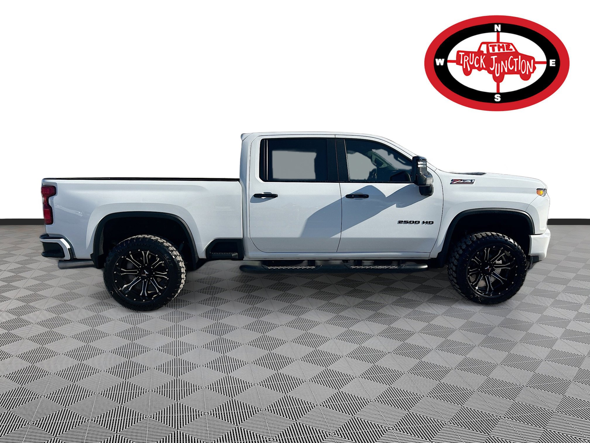 Used 2021 Chevrolet Silverado 2500 LT w/ Z71 Sport Edition image 8