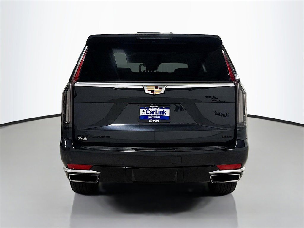 Used 2022 Cadillac Escalade Premium Luxury image 5